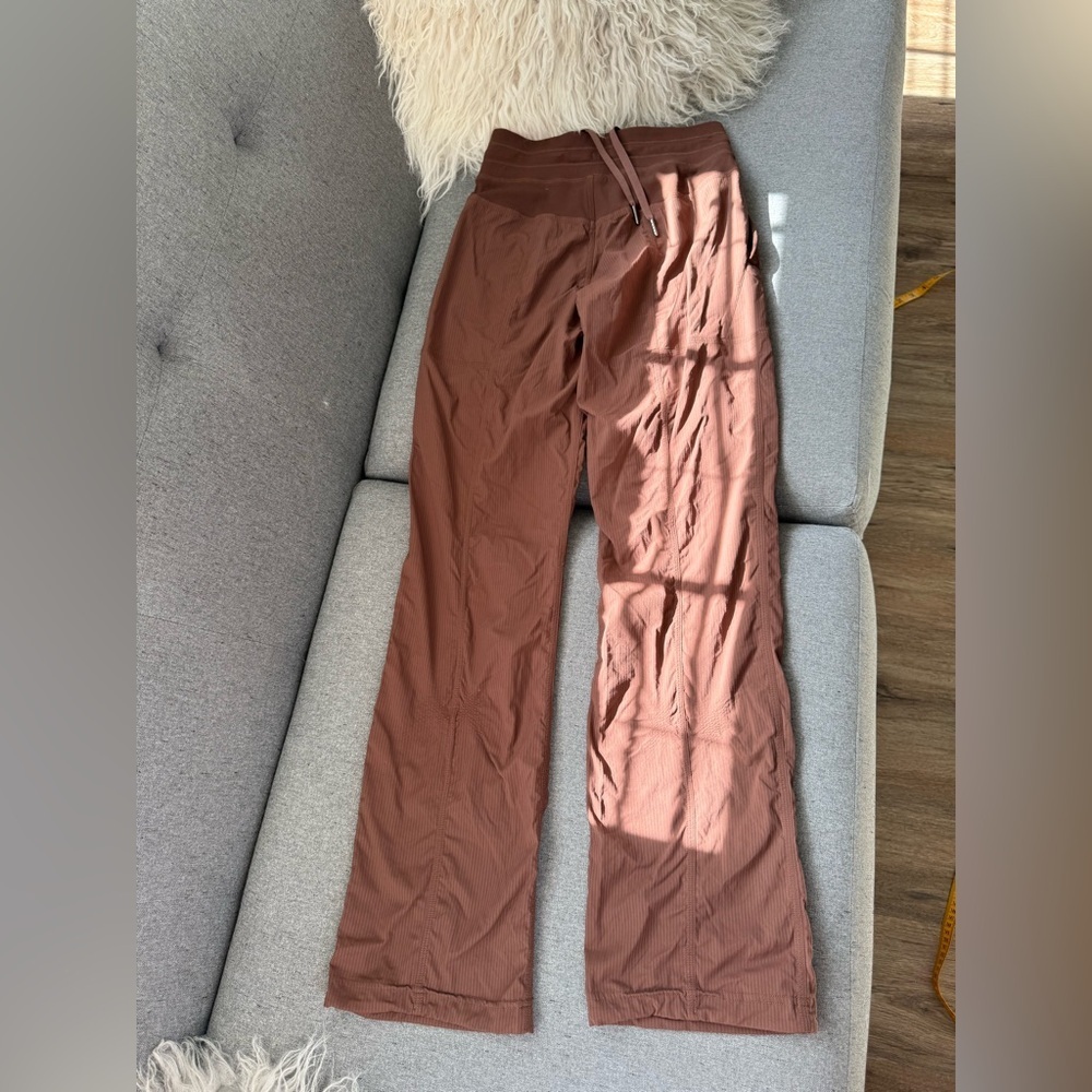 Lululemon Dance Studio Mid-Rise Pants Brown Size 2 - Picture 10 of 13